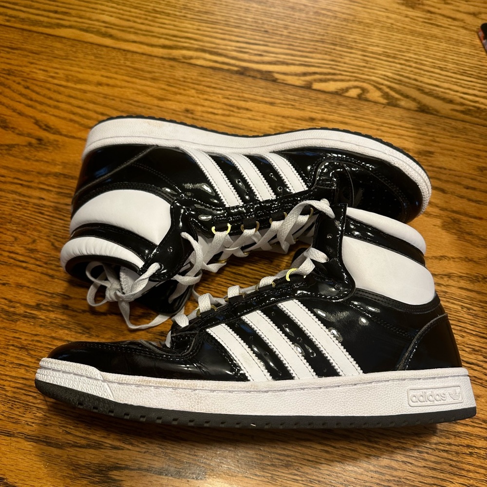 Adidas Top Ten.  Classic size 12